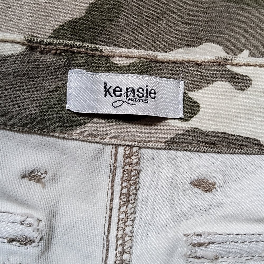 New Kensie Green Faded Camo High Waist Utility Shorts Size 4/27 - Picture 3 of 6